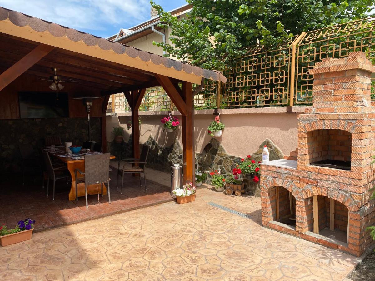 Casa Cattleya Hotel Targu Jiu Luaran gambar