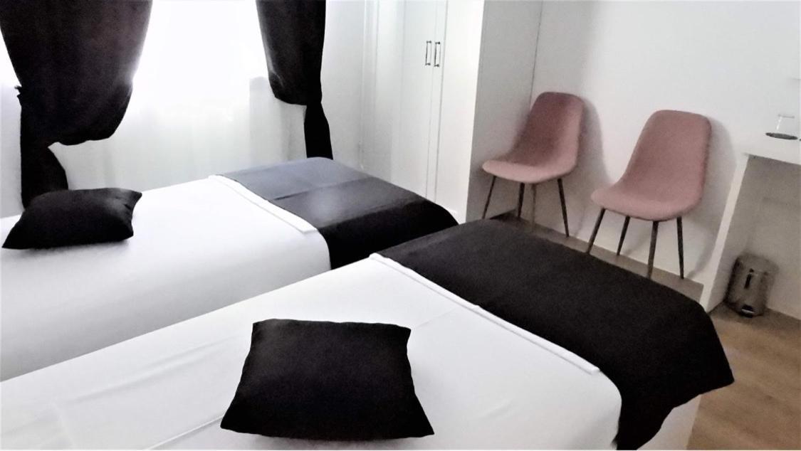 Casa Cattleya Hotel Targu Jiu Luaran gambar