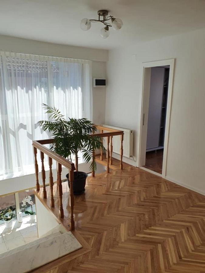 Casa Cattleya Hotel Targu Jiu Luaran gambar